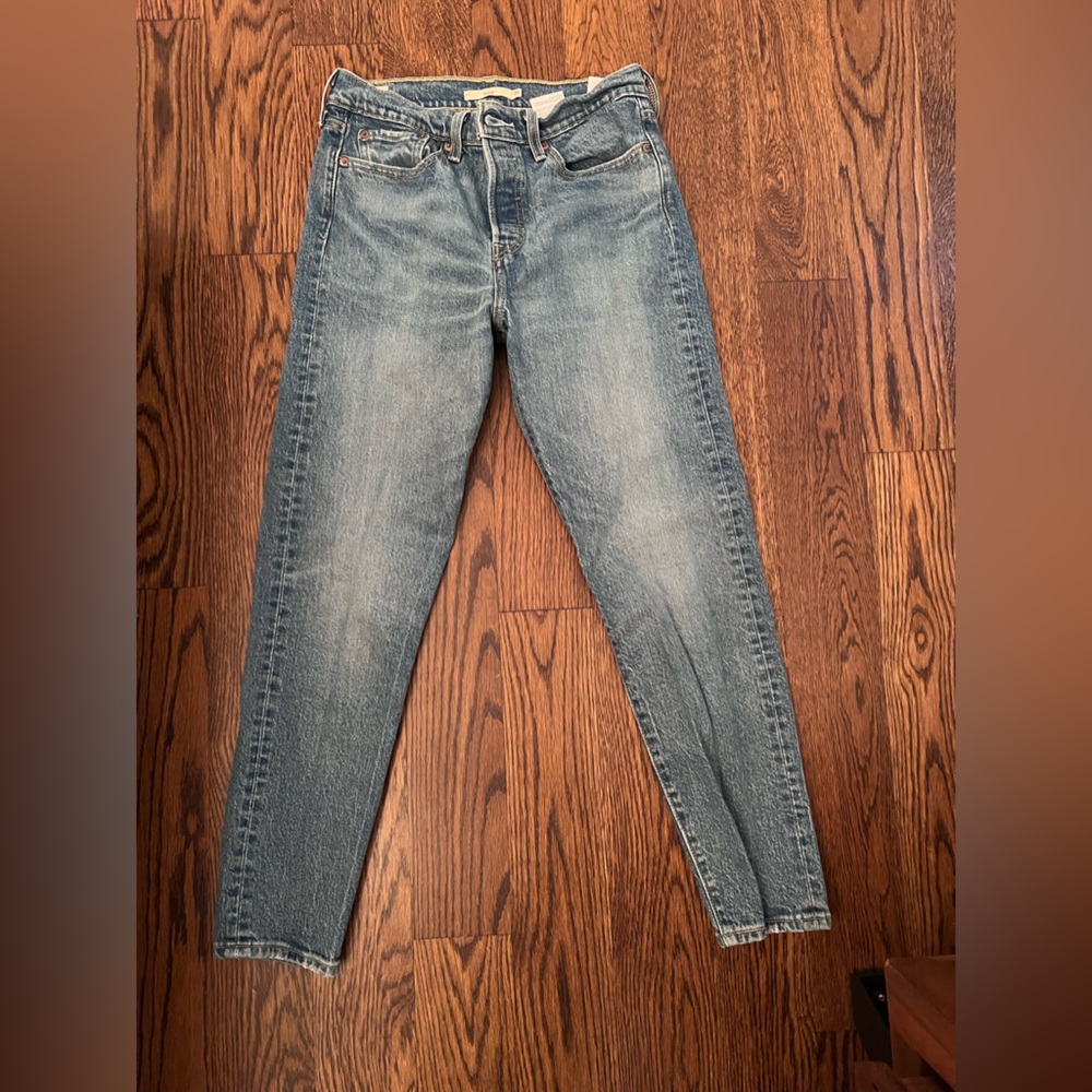 Levi wedgie